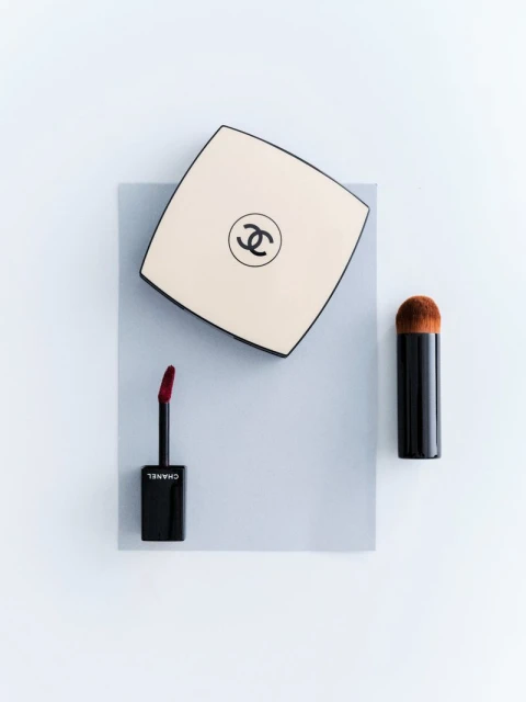 Julia Banas x Chanel Beauty x Vein Beauty