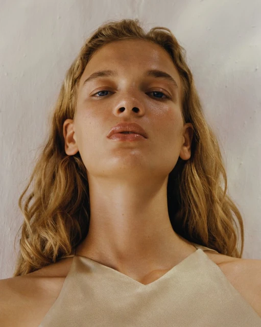 You’re here in my head / Like the sun coming out